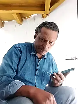 Snapshot of bisexdon chatting on September 22, 10:04 am bisexdon online show from September 22, 10:04 am