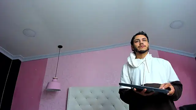 Boss Domiinator online show from April 19, 11:09 am