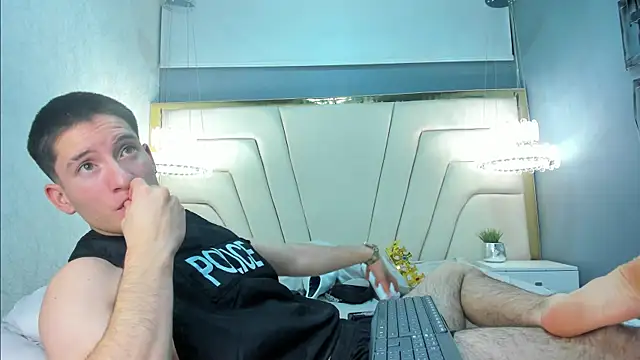 HunterHeat  online show from September 21, 1:11 pm