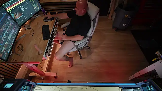 Snapshot of Soundfreak chatting on September 25, 5:50 am Soundfreak online show from September 25, 5:50 am