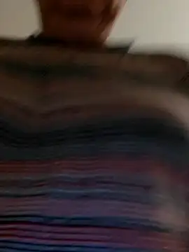 Snapshot of Oldmenhot66 chatting on October 9, 4:50 am Oldmenhot66 online show from October 9, 4:50 am