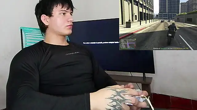 ErickWalton online show from December 19, 5:48 am