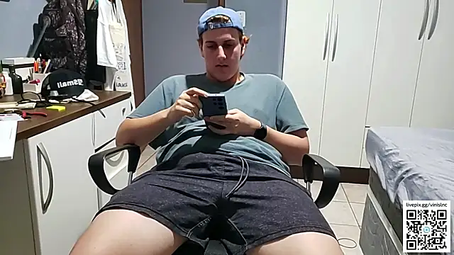 vinialnc online show from October 4, 12:27 am