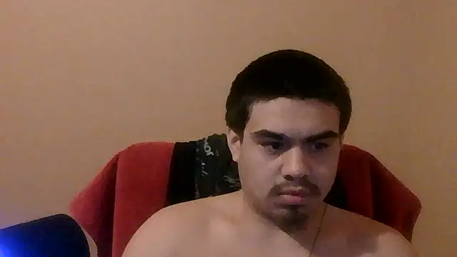 Snapshot of CruzJR11 chatting on October 24, 4:47 am CruzJR11 online show from October 24, 4:47 am