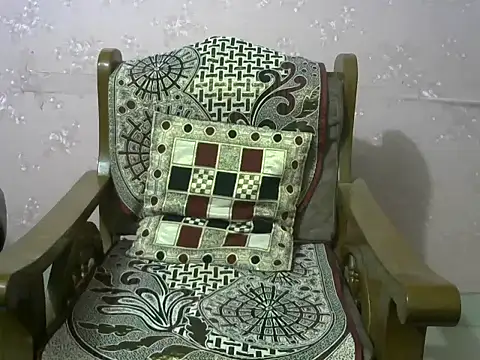 Famit025 online show from September 29, 6:59 pm