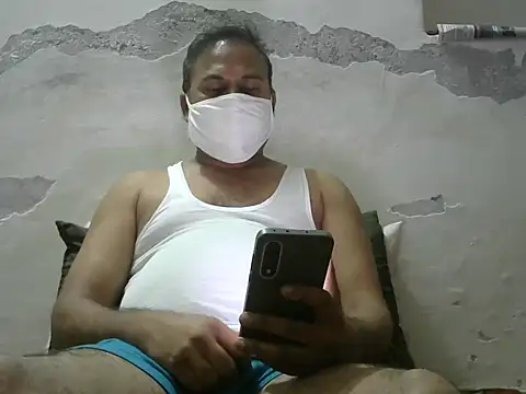 Famit025 online show from February 19, 6:15 pm