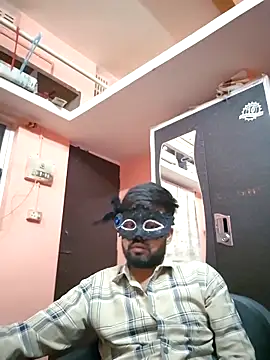 soniriyaa010101 online show from March 20, 6:12 pm