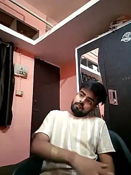 soniriyaa010101 online show from April 6, 6:03 am