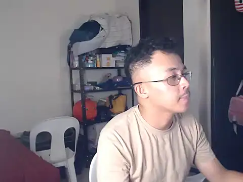 itsyour Asianboy15 online show from March 8, 5:22 am