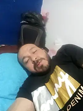 Snapshot of javi-tunene chatting on October 1, 11:41 pm javi-tunene online show from October 1, 11:41 pm