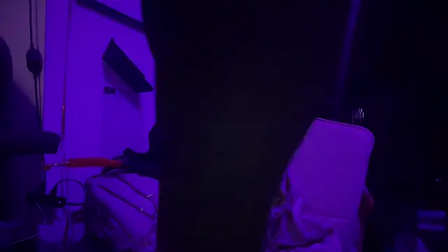 jasoncali305 online show from November 23, 7:08 am