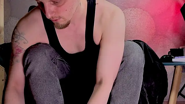 Vincent Hardman online show from February 20, 8:10 pm