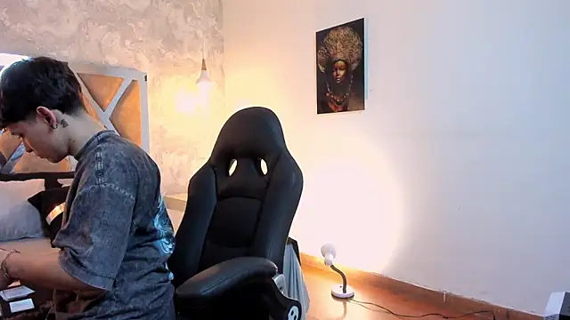 kraven lust online show from February 18, 3:15 am