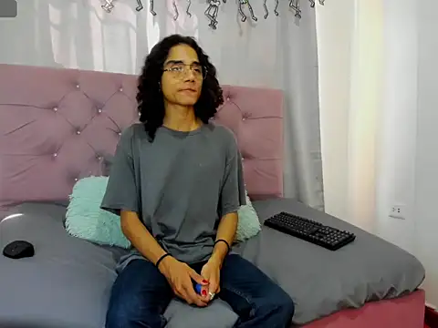 EthanBlackwoodd online show from November 11, 6:46 pm