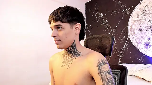 Declan-Fox online show from October 12, 12:32 pm