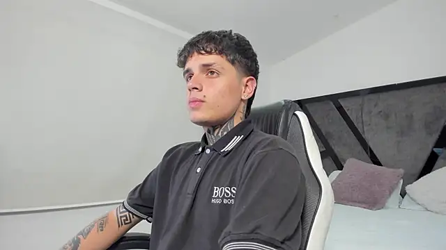 Declan-Fox online show from September 15, 4:14 am