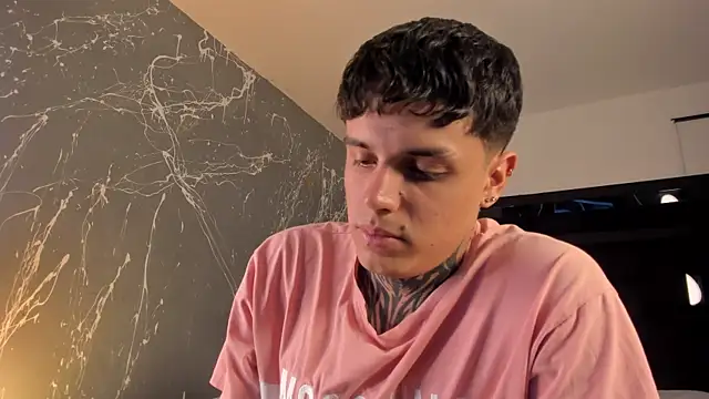 Declan-Fox online show from October 20, 5:00 am