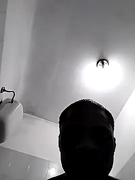 Kwasi-a online show from October 6, 4:22 pm