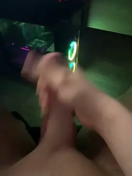 jstntz online show from March 17, 12:03 am