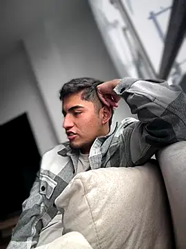 tomy hot20 online show from December 2, 8:56 pm