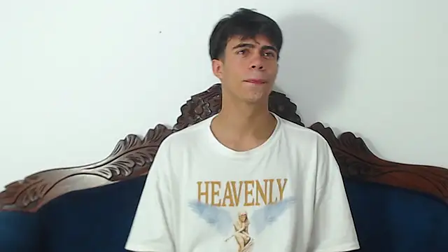 cody pipper  online show from November 22, 6:35 am