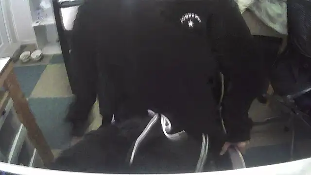 suzullll online show from February 19, 5:15 am