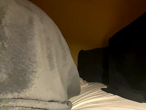 Randy9222 online show from September 28, 9:35 pm