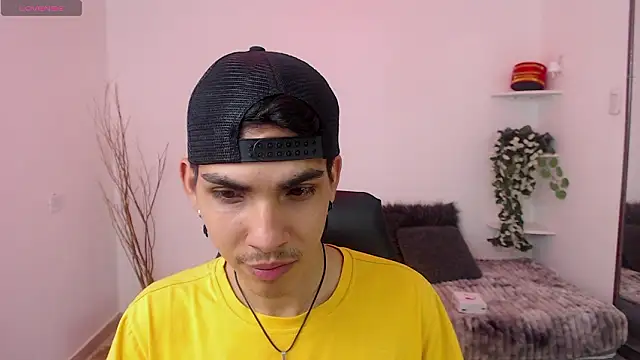 David 925  online show from January 16, 5:10 am