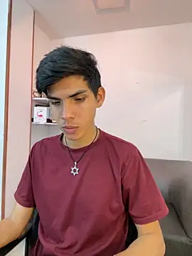 David 925  online show from December 5, 5:47 am