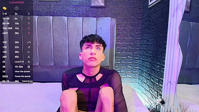 Erick Velveth online show from December 20, 6:09 am