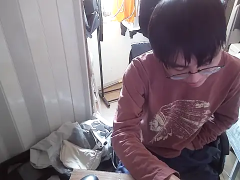 leeyoung  online show from January 18, 7:32 am