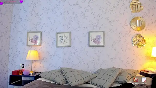 liam twiink online show from April 10, 7:21 pm