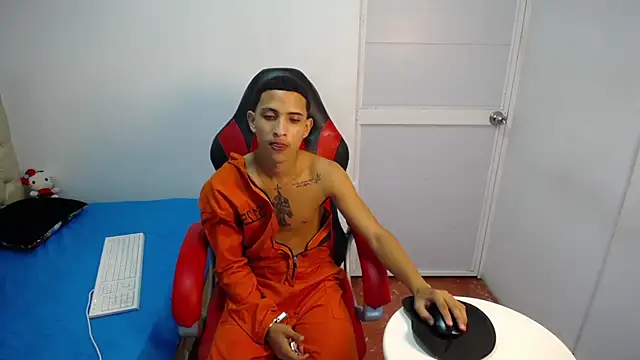 DEIV2  online show from November 1, 4:27 am