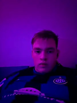 12curty online show from March 5, 7:21 pm