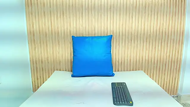 Frayhot777 online show from February 17, 7:46 pm