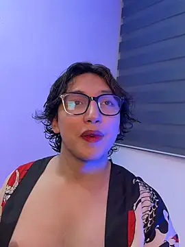 -BlueOpal- online show from June 10, 11:38 pm