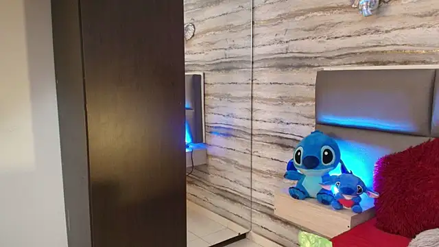 Lovers 21 online show from December 17, 3:47 am