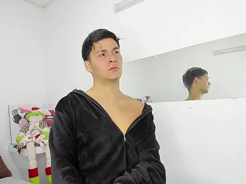 Aaron Foxxx online show from January 14, 1:16 pm