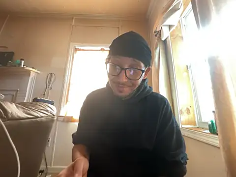 ThrowedWorldWide online show from December 19, 4:04 pm