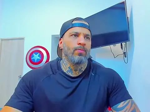 JoshRigby online show from November 22, 8:30 pm