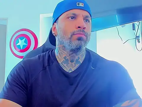 JoshRigby online show from November 1, 9:30 pm