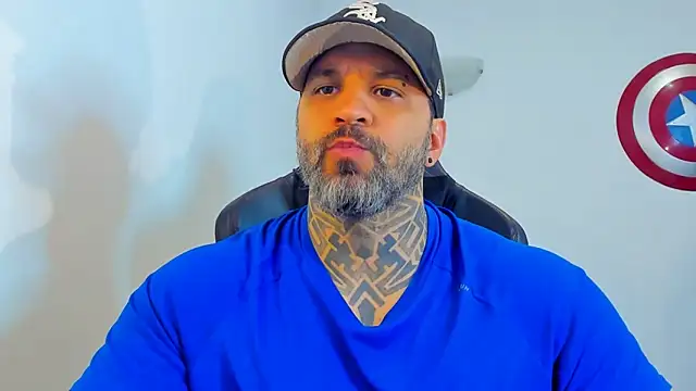 JoshRigby online show from April 9, 7:31 pm