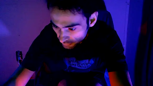 highinhtxx online show from November 11, 10:20 am