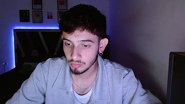 Sebasxxl12 online show from January 7, 3:00 am