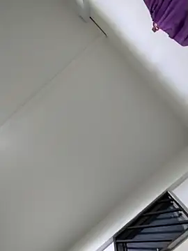 Snapshot of henry9933 chatting on October 29, 12:19 pm henry9933 online show from October 29, 12:19 pm