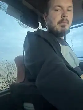 dirtyboy996 online show from October 11, 4:00 pm