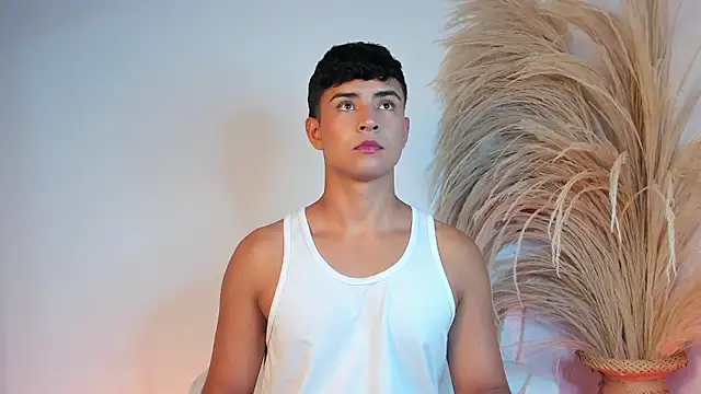 Thiago Connor21 online show from January 9, 2:06 am