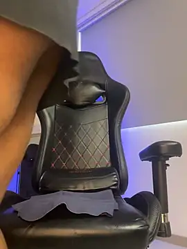 johnjaguar1  online show from June 3, 2:33 pm