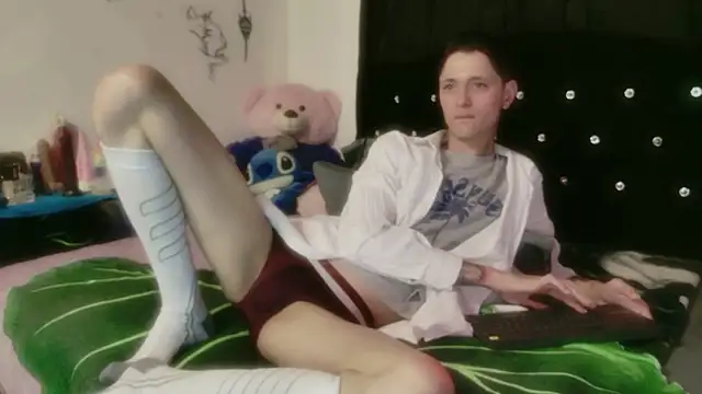 Tyler cat online show from February 6, 11:40 am