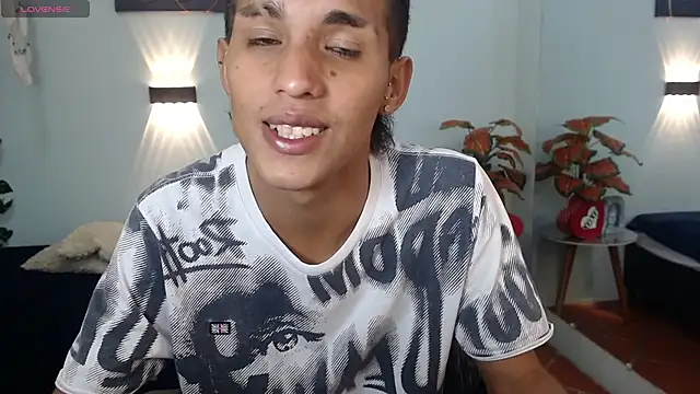 LiamBlack16 online show from October 21, 2:42 pm